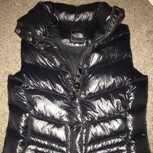 Northface puffer vest!!